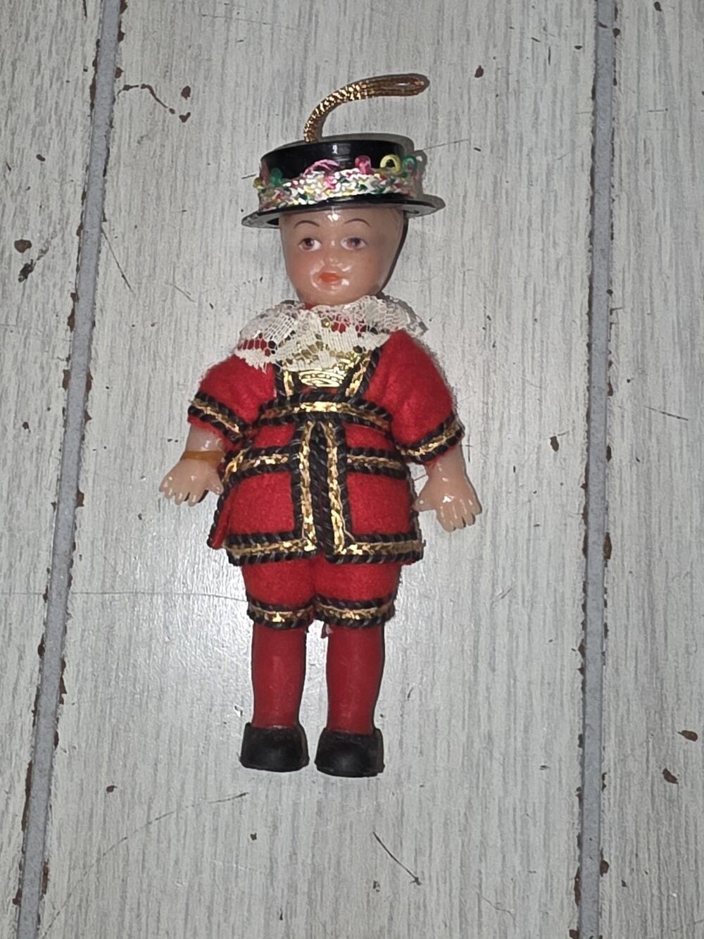 Vintage 1960s Beefeater England Royal Guard Plastic Ornament Doll Hong Kong